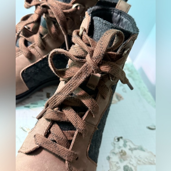 Sorel Evie II Lace Plus - Picture 10 of 16